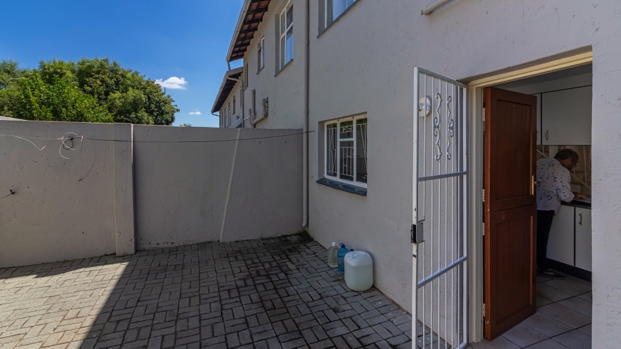 3 Bedroom Property for Sale in Kroonheuwel Free State